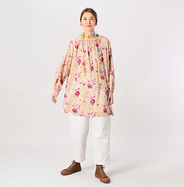 Gauze Rose Print Gather Tunic Blouse Female Model