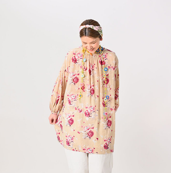 Gauze Rose Print Gather Tunic Blouse Female Model