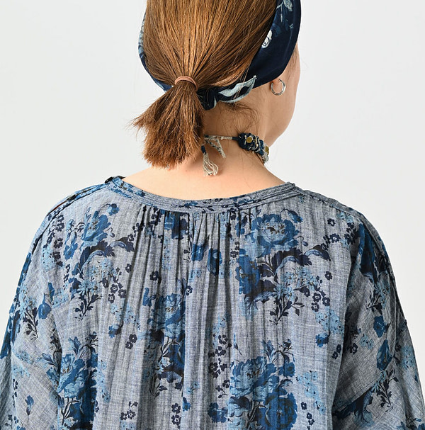 Indigo Gauze Rose Print Gather Tunic Blouse Detail