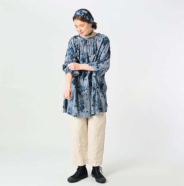 Indigo Gauze Rose Print Gather Tunic Blouse Female Model