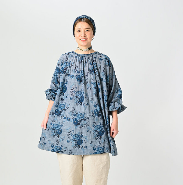 Indigo Gauze Rose Print Gather Tunic Blouse Female Model