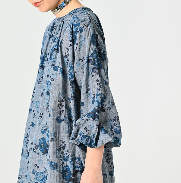 Indigo Gauze Rose Print Gather Tunic Blouse Detail