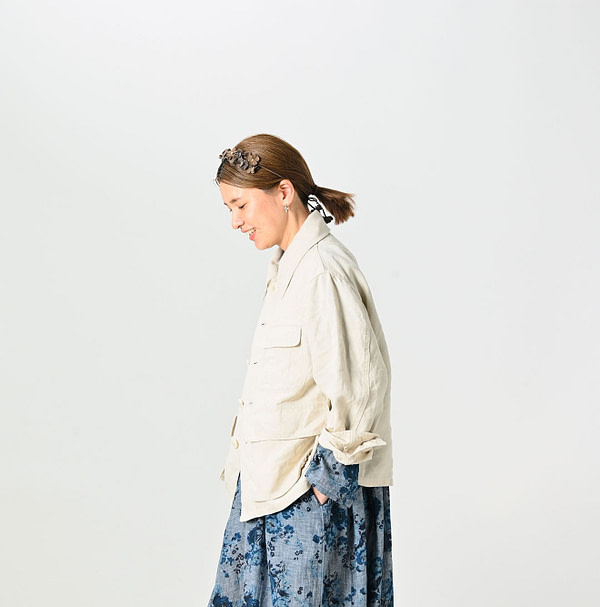 Linen Duck 908 Hunting Jacket Female Model