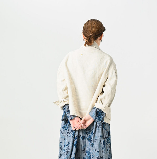 Linen Duck 908 Hunting Jacket Female Model
