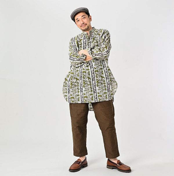 Indian Striped Flower Block Print 908 Stand Collar Grandpa Shirt Male Model