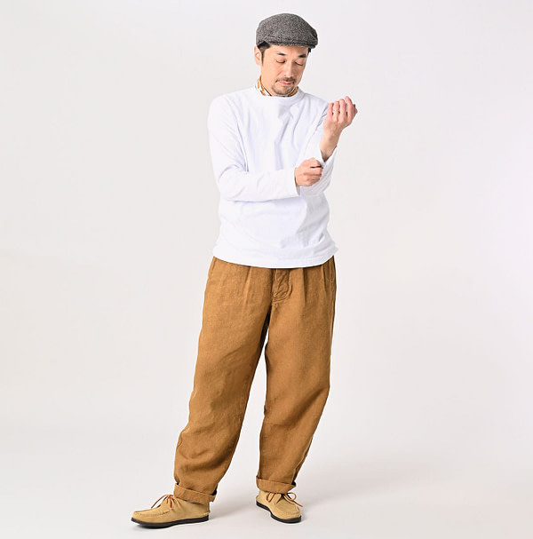 Linen Duck 908 Peg Top Pants Male Model