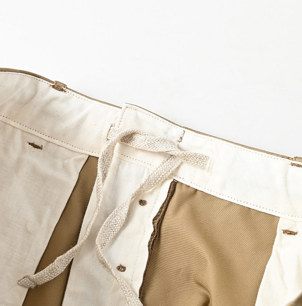 Chino Crosby Slacks MEN Detail