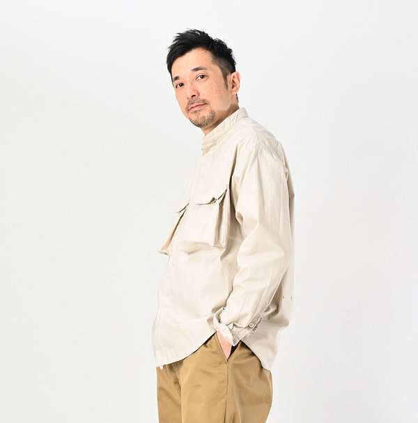 Thin Back Satin 908 Neem Shirt Male Model