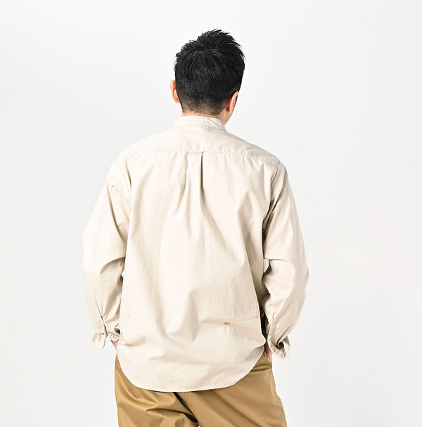 Thin Back Satin 908 Neem Shirt Male Model