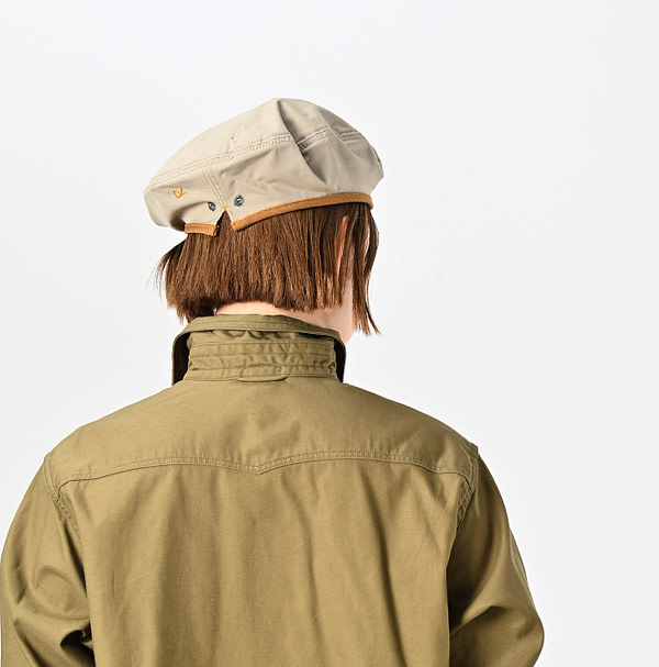 Thin Back Satin 908 Gacha-Pocket Shirt Detail