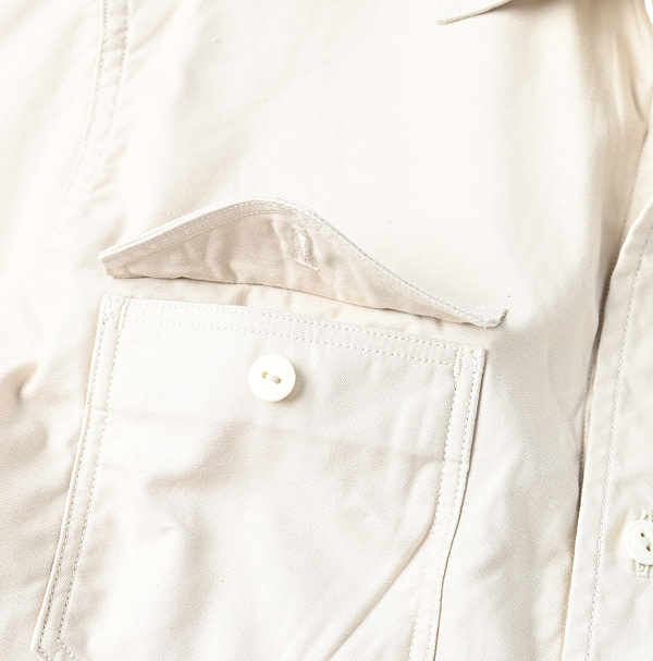 Thin Back Satin 908 Gacha-Pocket Shirt Detail
