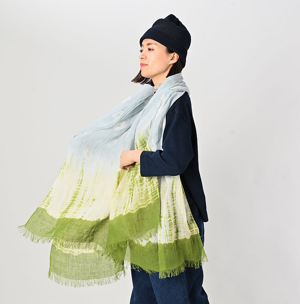 Indian Linen Tie-dye Stole Female Model
