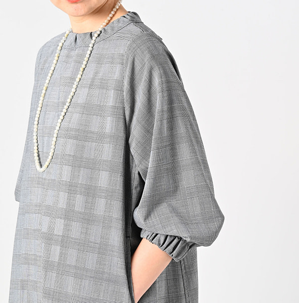 Summer Wool Dress Detail