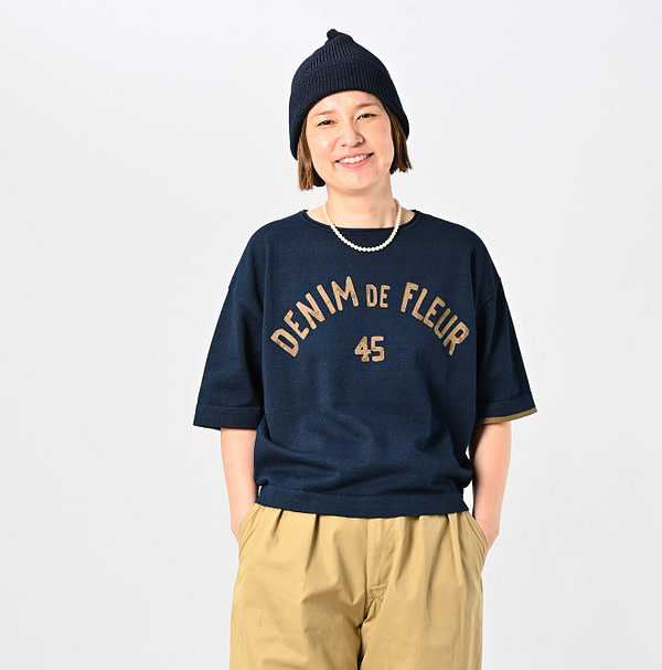Indigo Knitsew 908 T-shirt Female Model