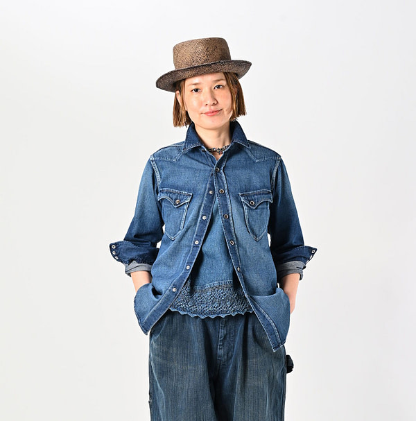 Shirt Denim 908 Eastern Shirt Distressed Female Model
