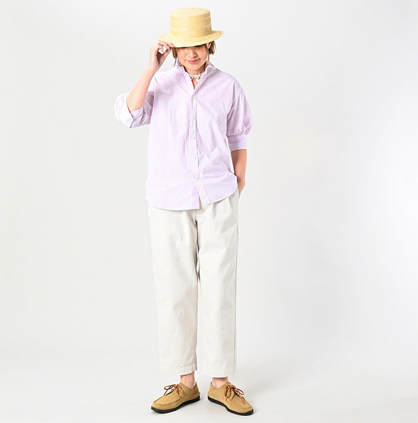 Compact Damp Half Sleeve Coupe Shirt Female Model