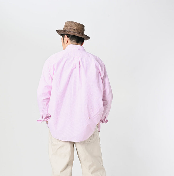 Compact Damp 908 Ocean Button Down Shirt Male Model