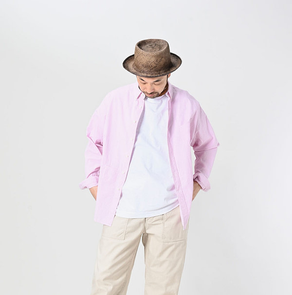 Compact Damp 908 Ocean Button Down Shirt Male Model