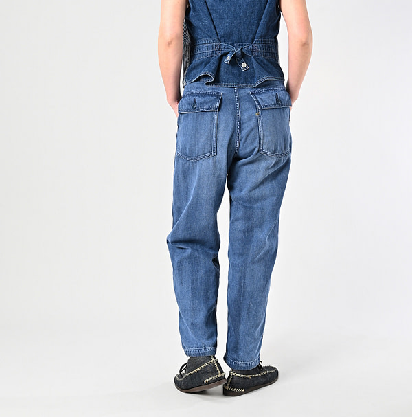 Mon-petit Denim 908 Baker Pants Tan Female Model