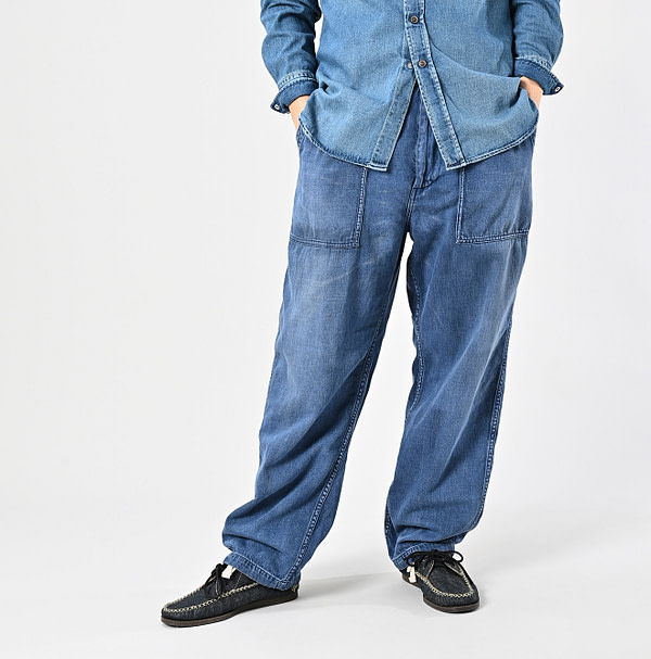 Mon-petit Denim 908 Baker Pants Tan Male Model