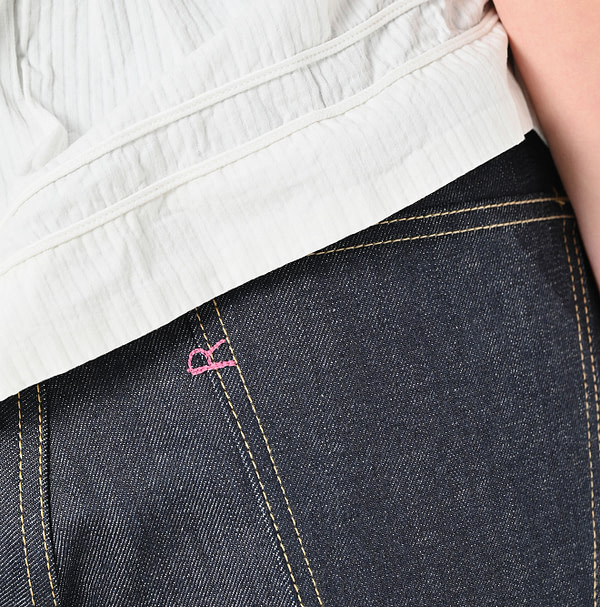 Rye Mugi Denim Bachihime Itchora Detail