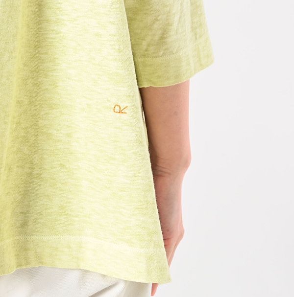 Plant Dyed Tenjiku Big Slit T-shirt Detail