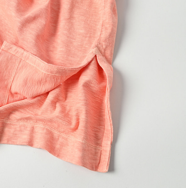 Plant Dyed Tenjiku Big Slit T-shirt Detail