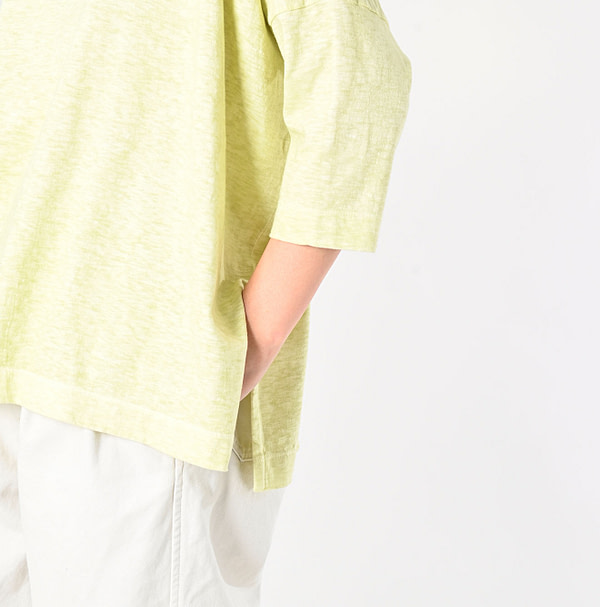Plant Dyed Tenjiku Big Slit T-shirt Detail