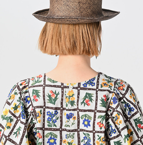 Khadi Fleur Chambre Print Puff Blouse Detail