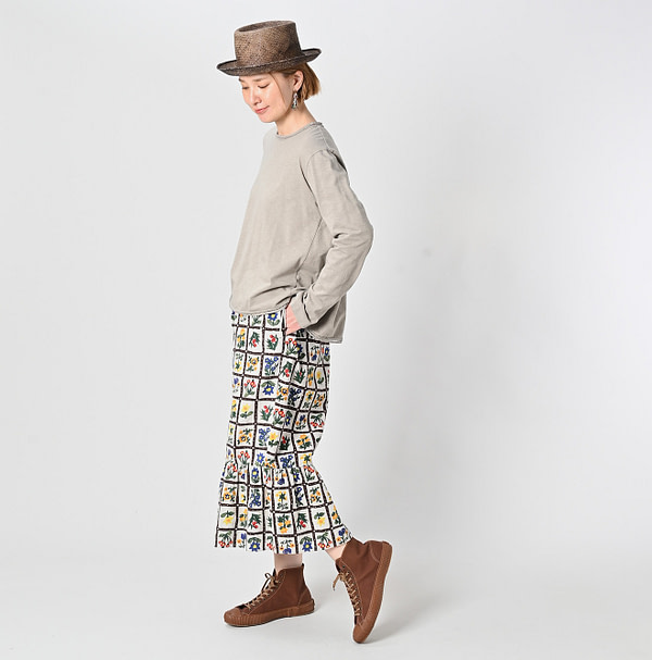 Khadi Fleur Chambre Print Rapper Pants Female