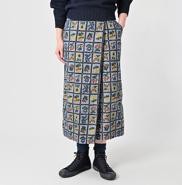 Dungaree Khadi Fleur Chambre Print Wrapped Skirt Female Model