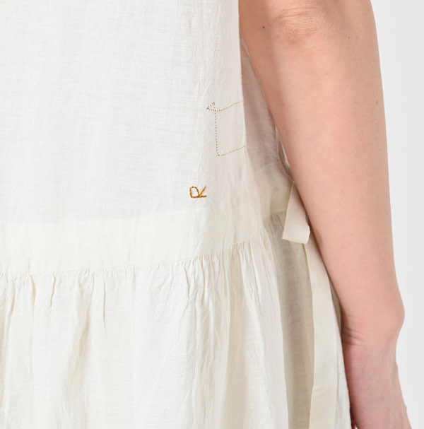 Indian Linen Beads Embroidery Dress Sumi Detail