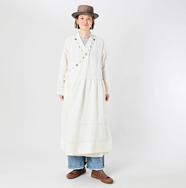 Indian Linen Beads Embroidery Cache-Coeur Dress Female Model
