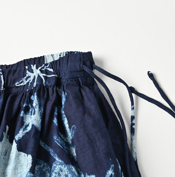 Anemone Bird Print Gather Skirt Detail