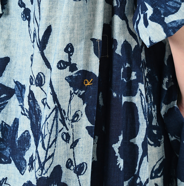 Anemone Bird Print Shirring Dress Detail