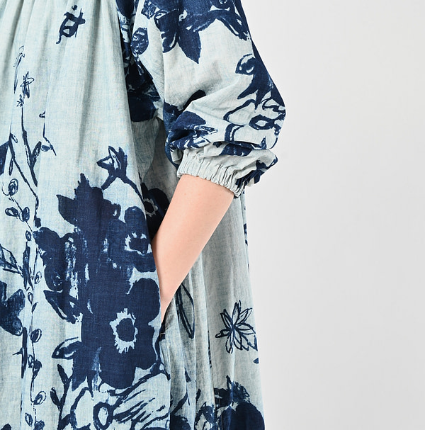 Anemone Bird Print Shirring Dress Detail