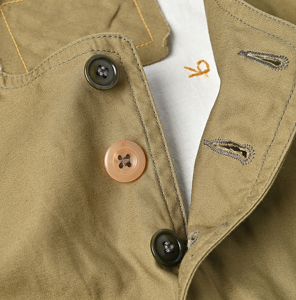 Thin Back Satin 908 Vest Antique Detail