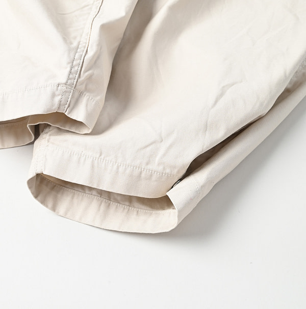 Thin Back Satin 908 Tent Pants Detail