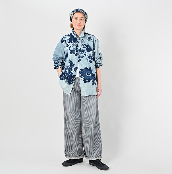 Anemone Bird Print LeiLei Shirt Female Model