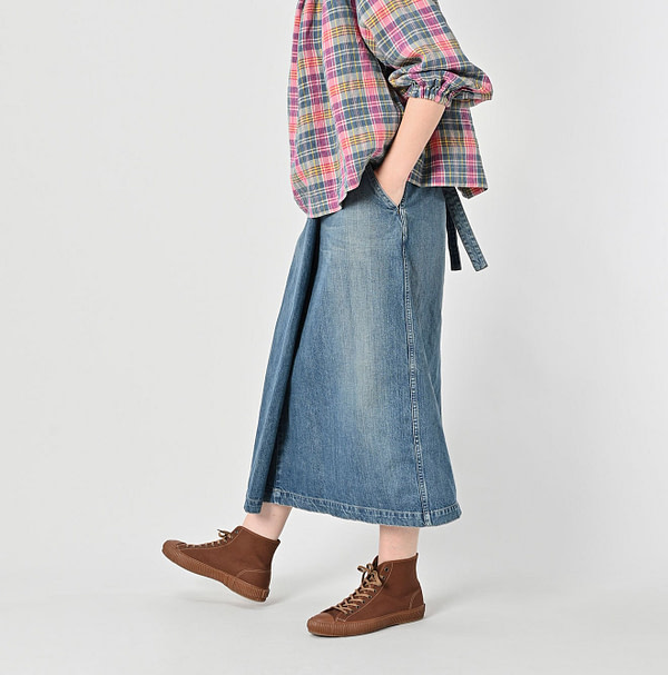 Rye Mugi Denim Wrapped Skirt Tan Female Model