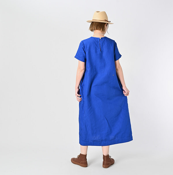 Linen Plant Dyed Half Sleeve Poyon Dress Female Model