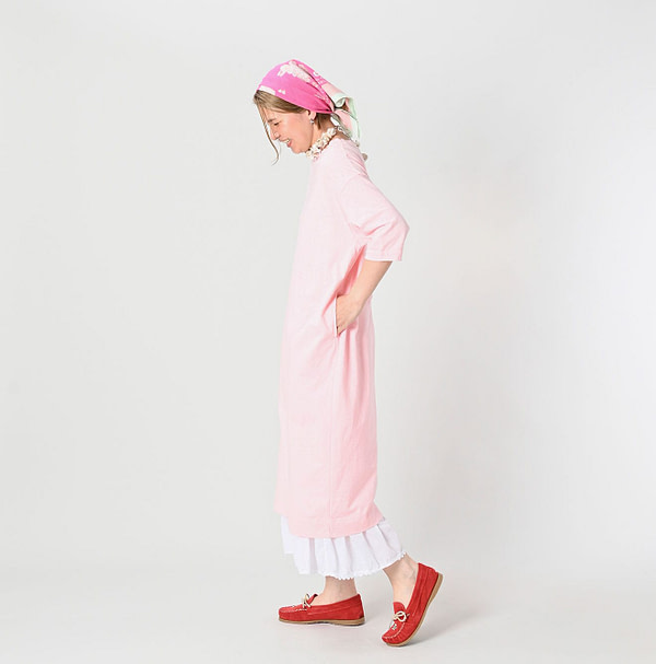Tenjiku 45 Star Half Sleeve Dress Female Model