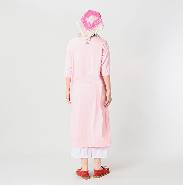 Tenjiku 45 Star Half Sleeve Dress Female Model