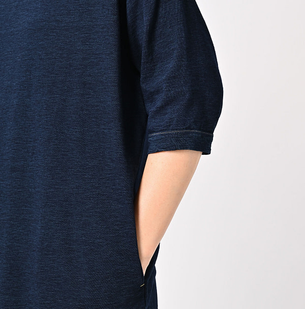 Indigo Tenjiku 45 Star Half Sleeve Dress Detail