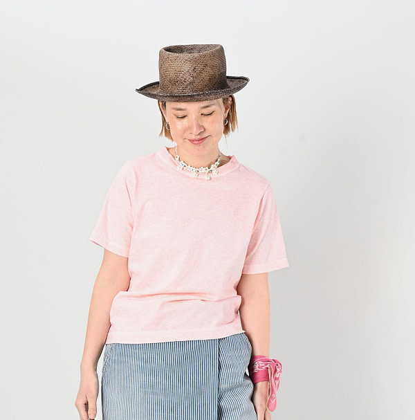 Sakura Dyed 908 45 Star T-shirt Female Model