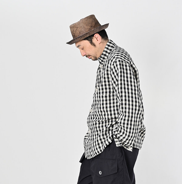 Indian Dozume Linen 908 Clover Knot Shirt Male Model