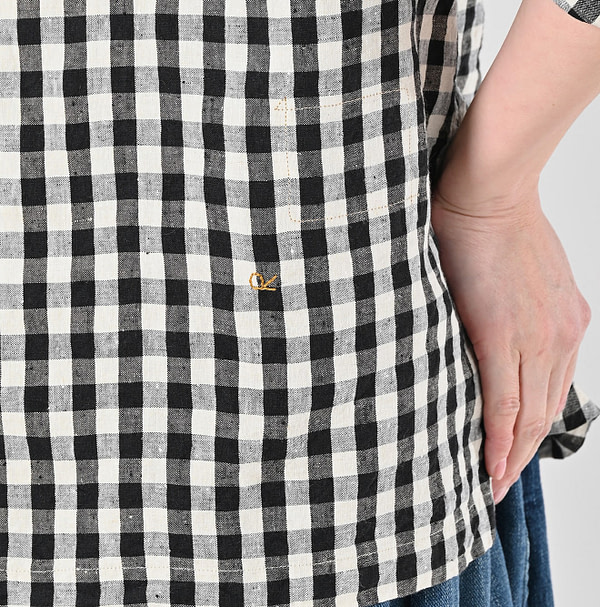 Indian Dozume Linen 908 Clover Knot Shirt Detail