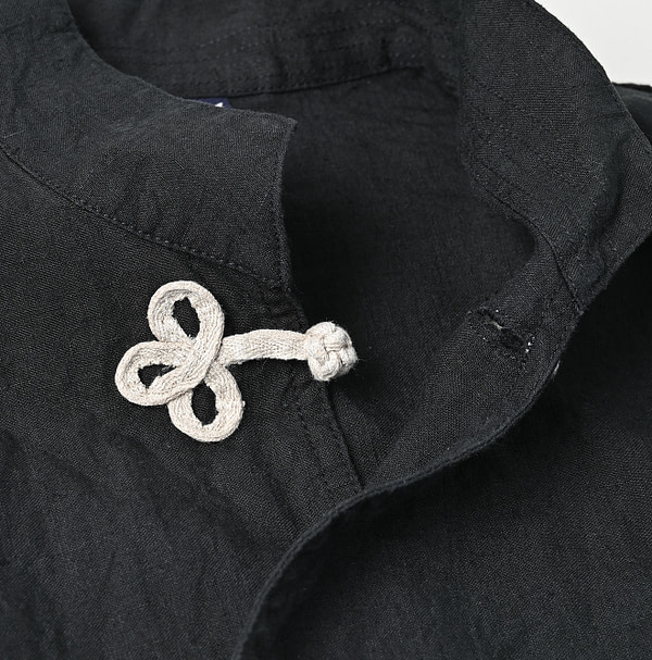 Indian Dozume Linen 908 Clover Knot Shirt Detail
