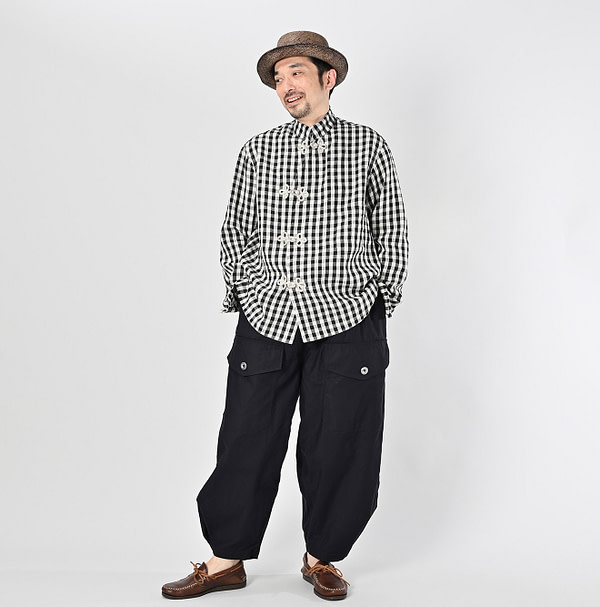 Indian Dozume Linen 908 Clover Knot Shirt Male Model