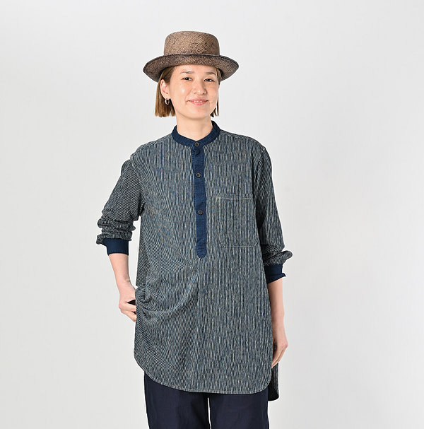 Indigo Hickory Tenjiku Grandpa Pull Shirt Female Model